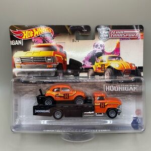 Mattel Hot Wheels Team Transport Volkswagen Baja Bug Horizon Car and Hauler